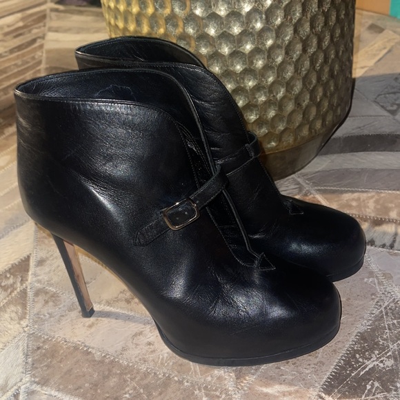 Boots - Picture 2 of 5